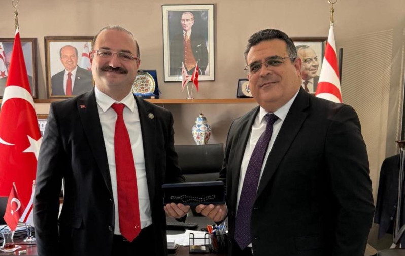 YÖDAK Başkanı, Atatürk Üniversitesi Rektörünü Kabul Etti.